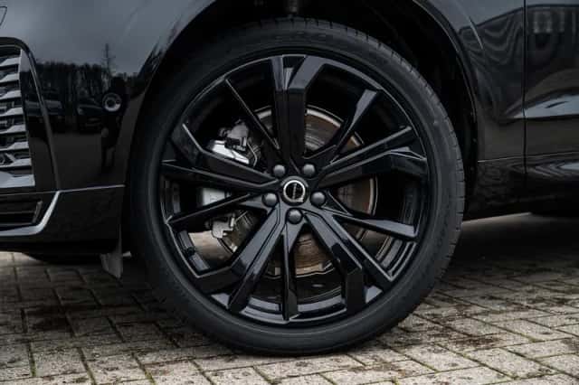 Volvo XC60 (2025) thumbnail 2