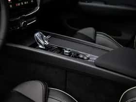 Volvo XC60 (2025) thumbnail 12