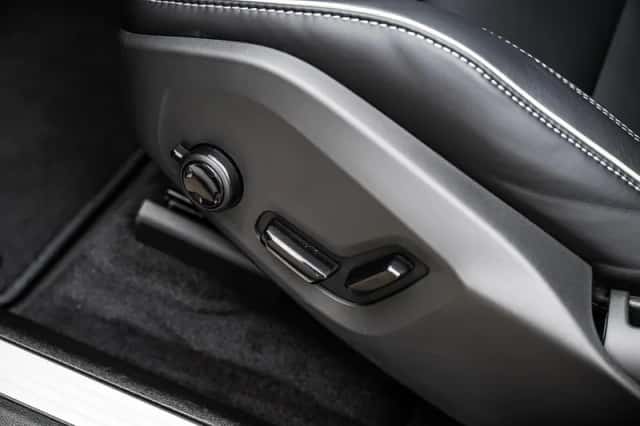 Volvo XC60 (2025) thumbnail 35