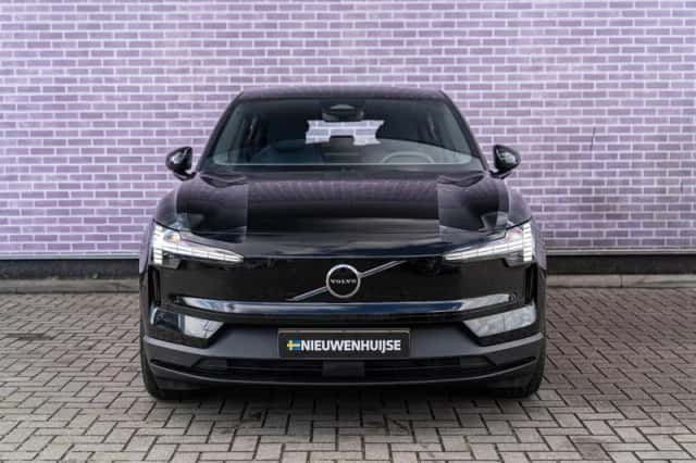 Volvo EX30 (2026) thumbnail 2