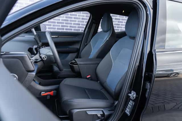 Volvo EX30 (2026) thumbnail 17