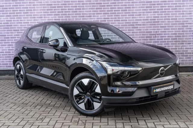 Volvo EX30 (2026) thumbnail 3