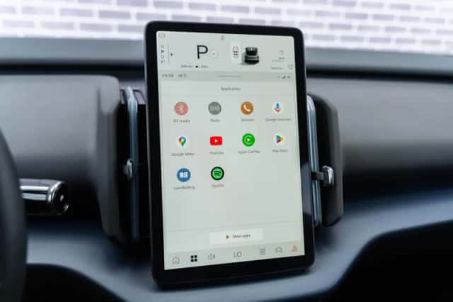 Volvo EX30 (2026) thumbnail 32