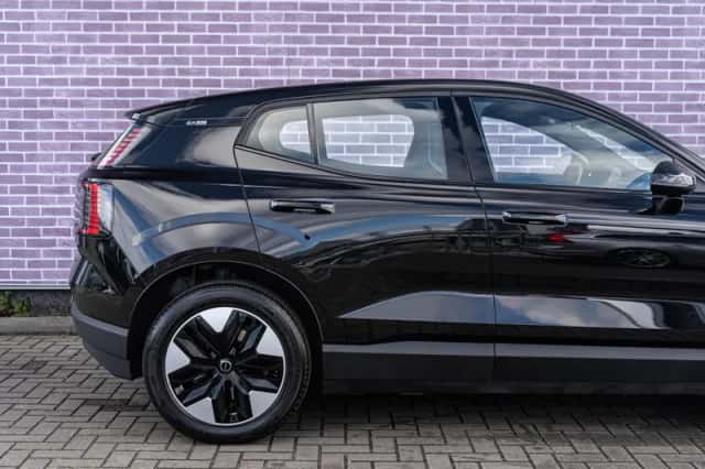Volvo EX30 (2026) thumbnail 6