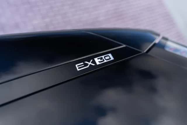 Volvo EX30 (2026) thumbnail 9