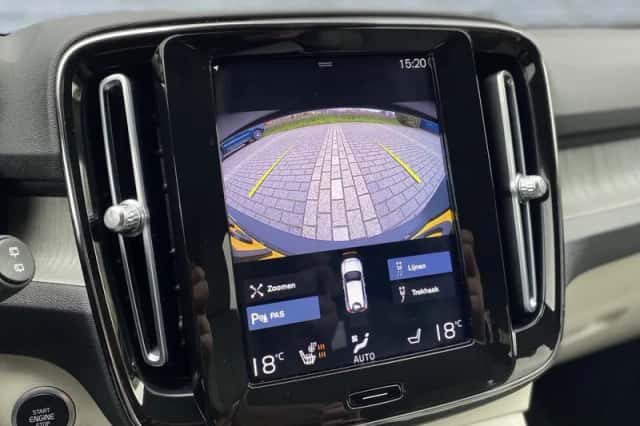 Volvo XC40 (2020) thumbnail 11