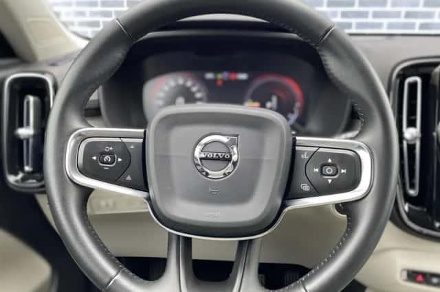 Volvo XC40 (2020) thumbnail 6