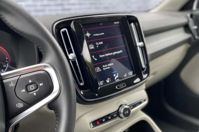 Volvo XC40 (2020) thumbnail 7