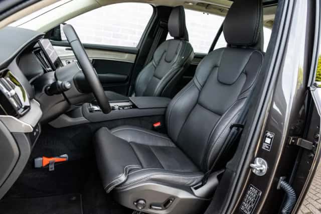 Volvo XC90 (2025) thumbnail 6