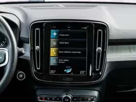 Volvo XC40 thumbnail 11