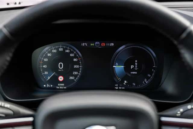 Volvo XC40 (2021) thumbnail 12