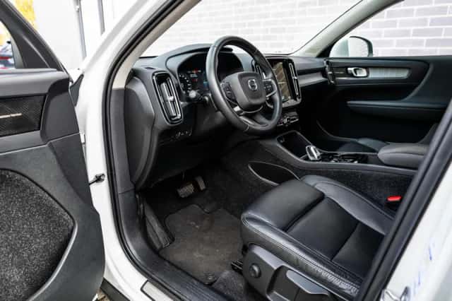 Volvo XC40 (2021) thumbnail 16