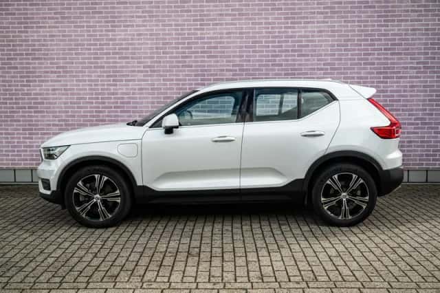 Volvo XC40 (2021) thumbnail 4