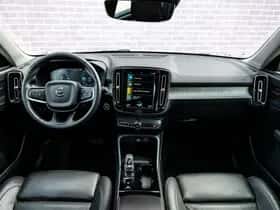 Volvo XC40 thumbnail 5