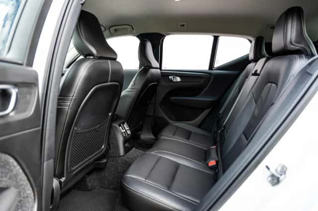 Volvo XC40 (2021) thumbnail 7