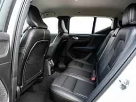 Volvo XC40 thumbnail 7