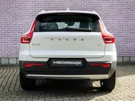 Volvo XC40 thumbnail 9