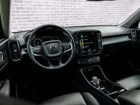 Volvo XC40 thumbnail 10