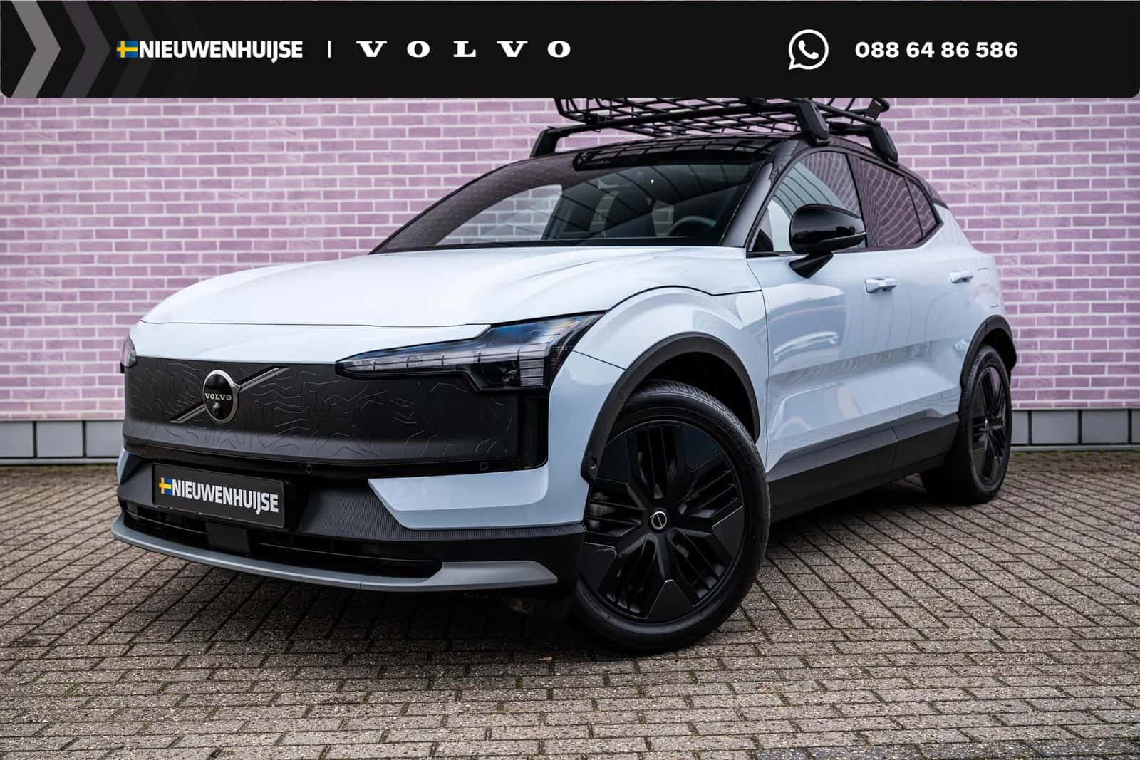 Volvo EX30 (2025) — foto 1