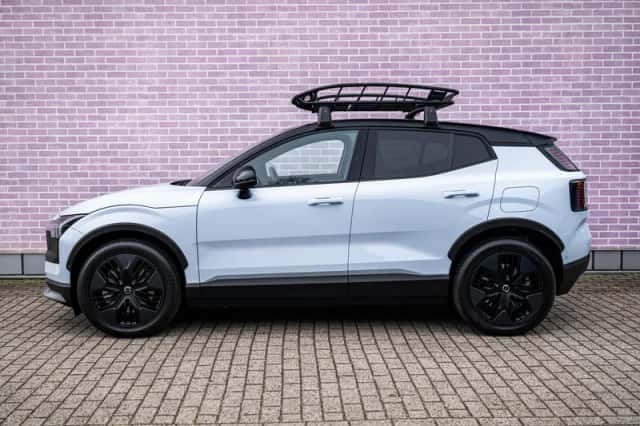 Volvo EX30 (2025) thumbnail 4