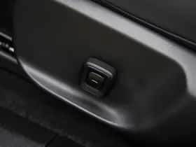 Volvo EX30 thumbnail 7