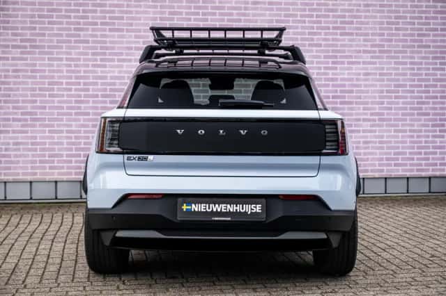 Volvo EX30 (2025) thumbnail 10
