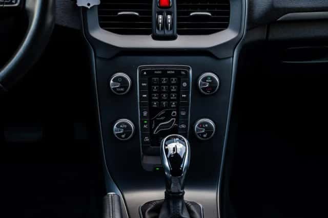 Volvo V40 (2019) thumbnail 12