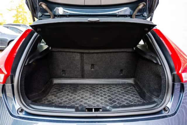 Volvo V40 (2019) thumbnail 26
