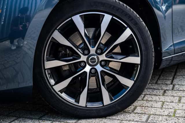 Volvo V40 (2019) thumbnail 29