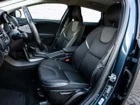 Volvo V40 thumbnail 7