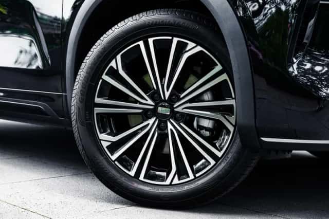 Geely Starray EM-i (2026) thumbnail 3