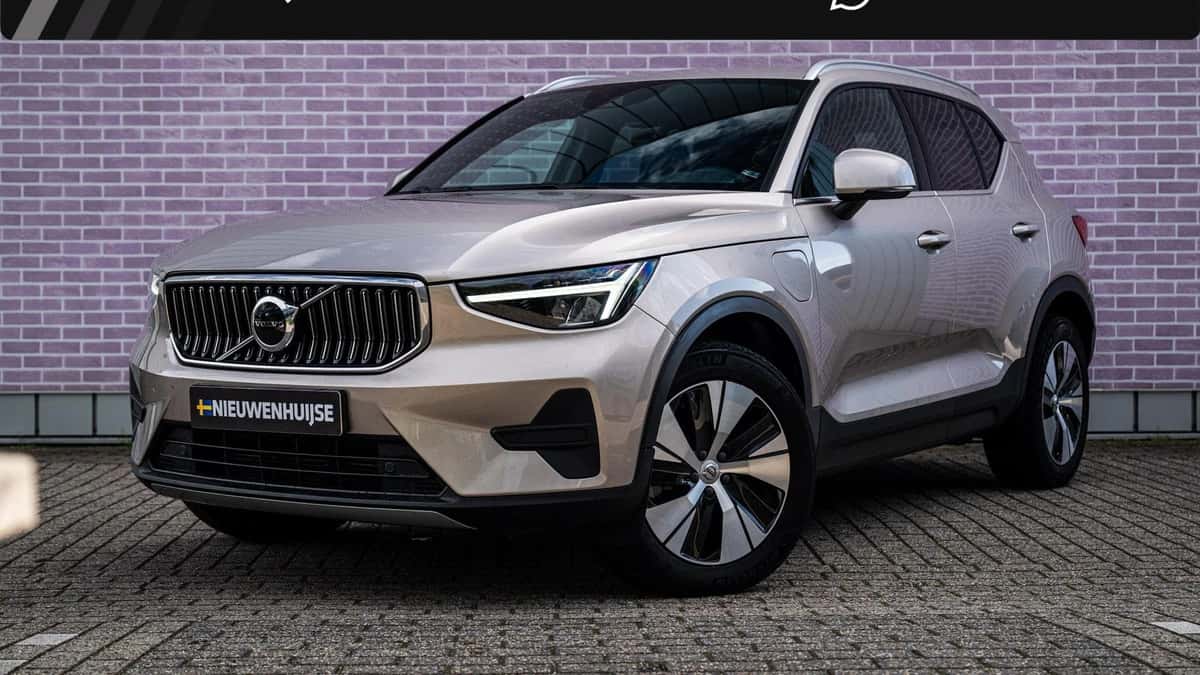 Volvo XC40 — foto 1