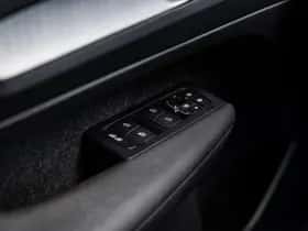 Volvo XC40 thumbnail 21