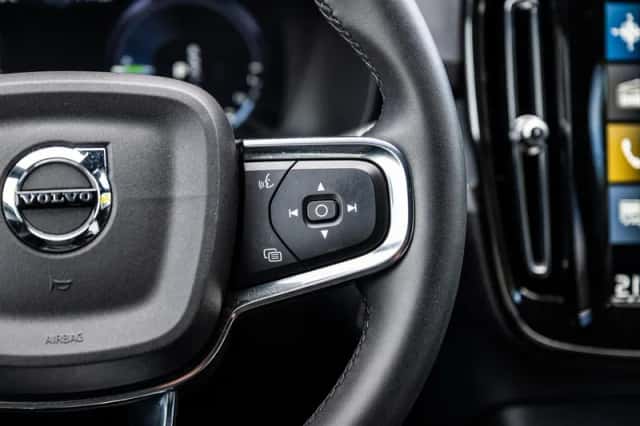 Volvo XC40 (2022) thumbnail 23