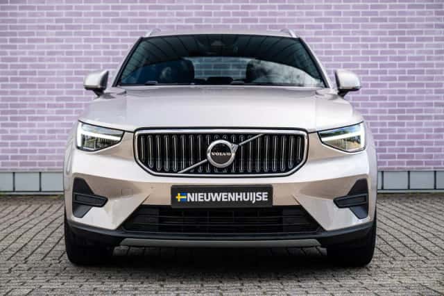 Volvo XC40 (2022) thumbnail 8