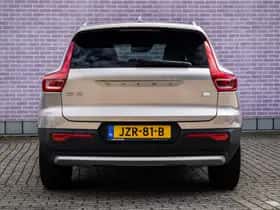 Volvo XC40 thumbnail 9