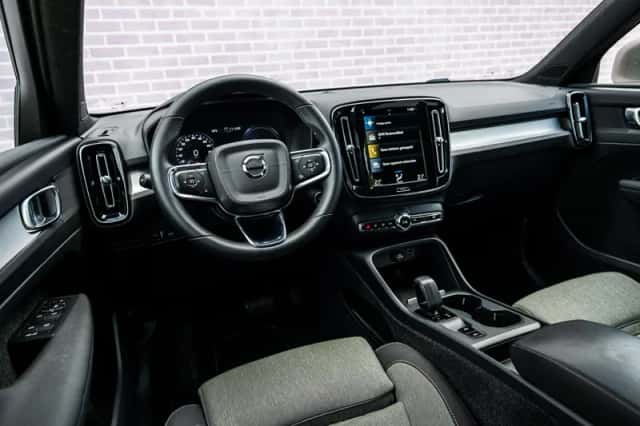 Volvo XC40 (2022) thumbnail 10