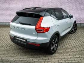 Volvo XC40 thumbnail 16