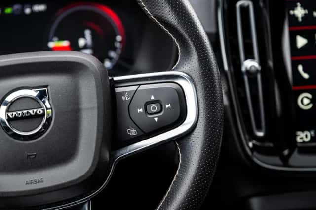 Volvo XC40 (2021) thumbnail 23