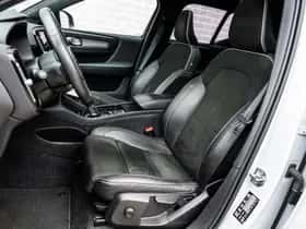 Volvo XC40 thumbnail 6
