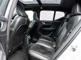 Volvo XC40 thumbnail 7