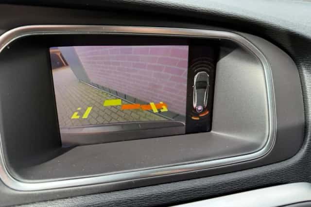 Volvo V40 (2019) thumbnail 5