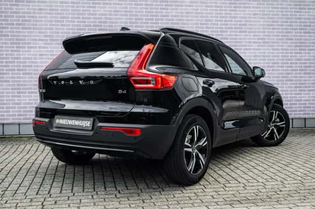 Volvo XC40 (2026) thumbnail 2