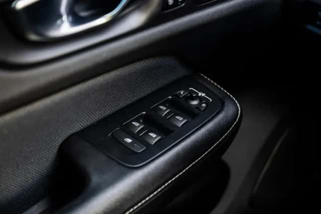 Volvo V60 (2021) thumbnail 23