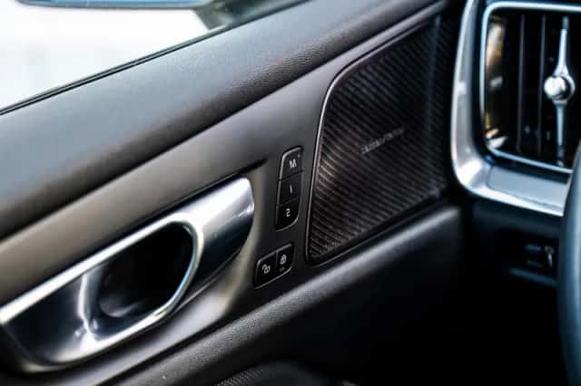 Volvo V60 (2021) thumbnail 24