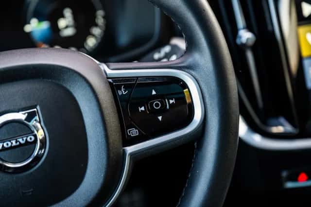Volvo V60 (2021) thumbnail 26