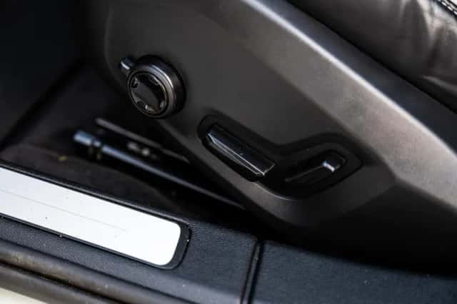 Volvo V60 (2021) thumbnail 7
