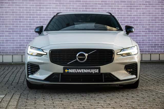 Volvo V60 (2021) thumbnail 9