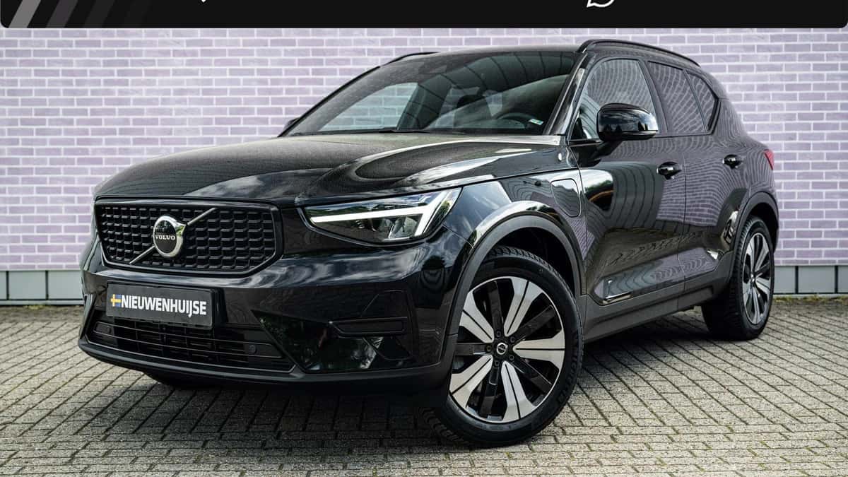 Volvo XC40 — foto 1