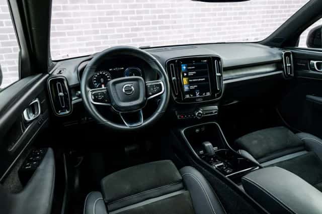 Volvo XC40 (2022) thumbnail 12